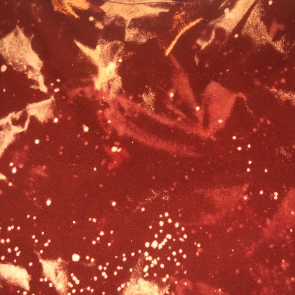 Handmade custom reverse tie dye tee - Picture 6 of 7